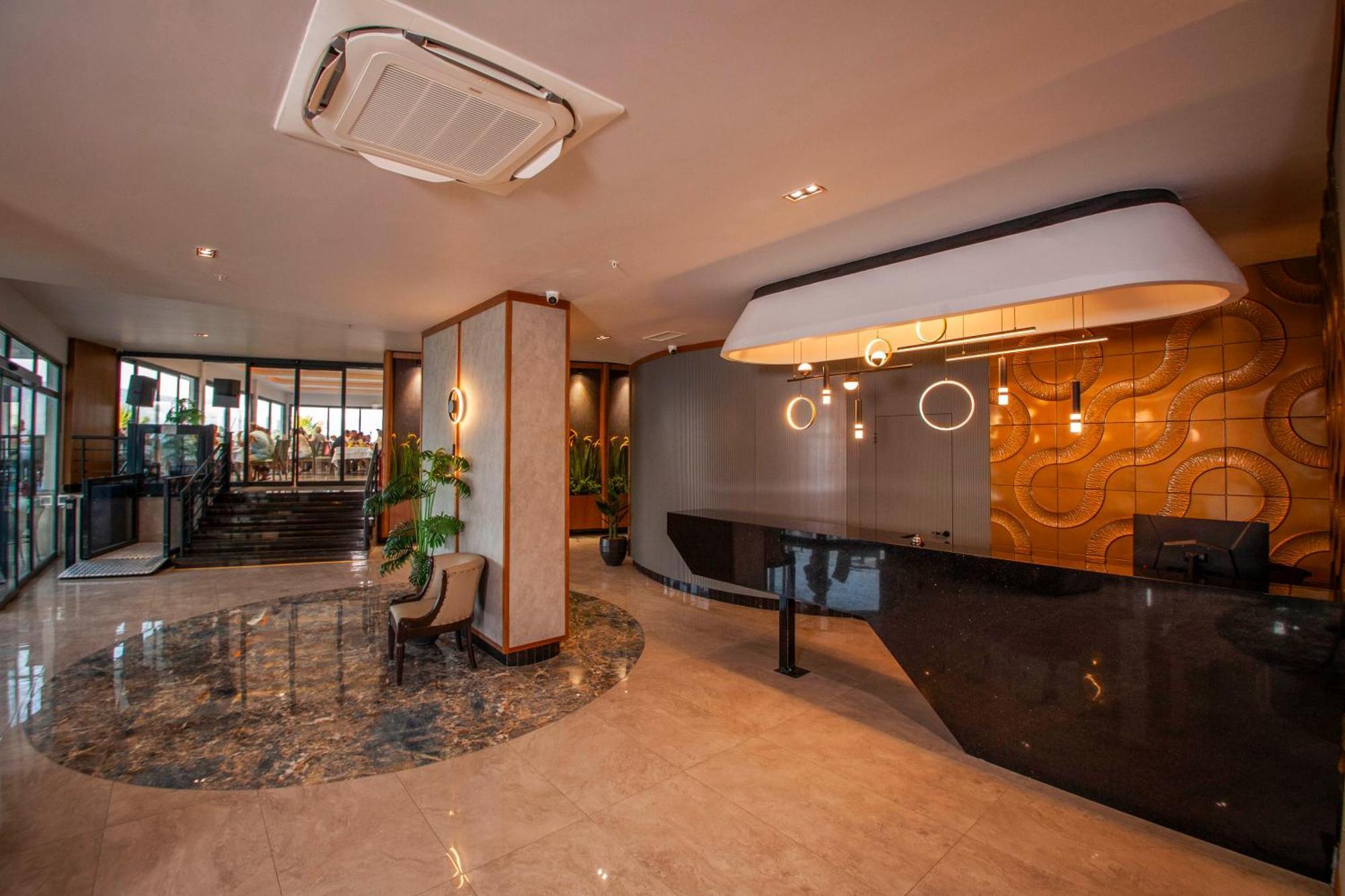 Class Unique Hotel 3*